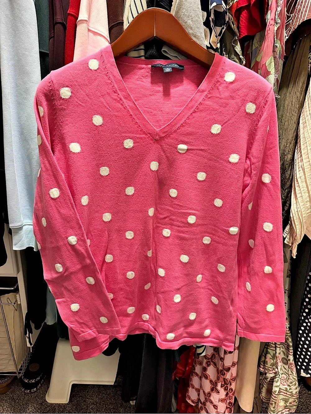 Tommy Hilfiger Pink & White Polka Dot V-Neck Sweater Size XL. Great condition
